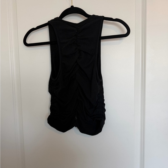 Universal Thread Black Ruched Muscle Tee - Picture 4 of 5